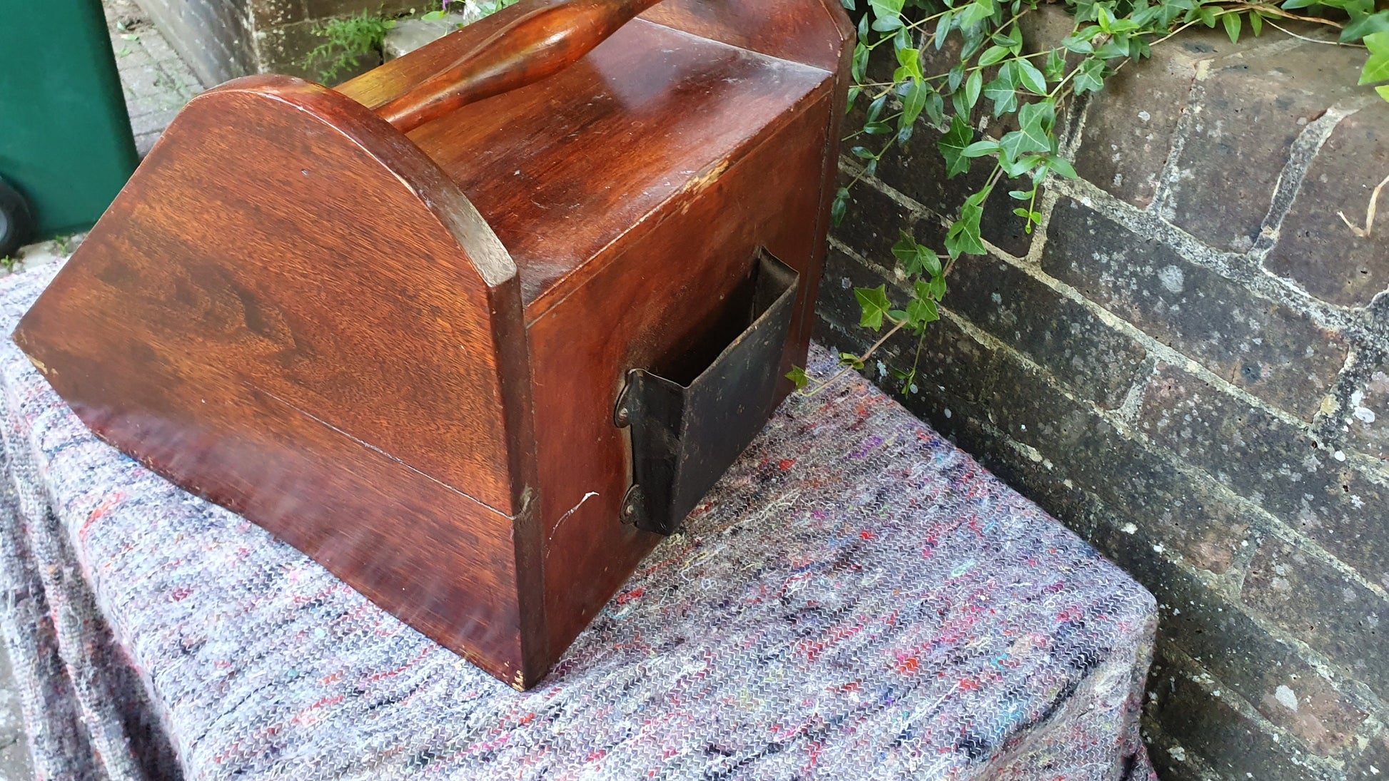 Vintage Mahogany Early 20th Century Coal Scuttle Kindling.