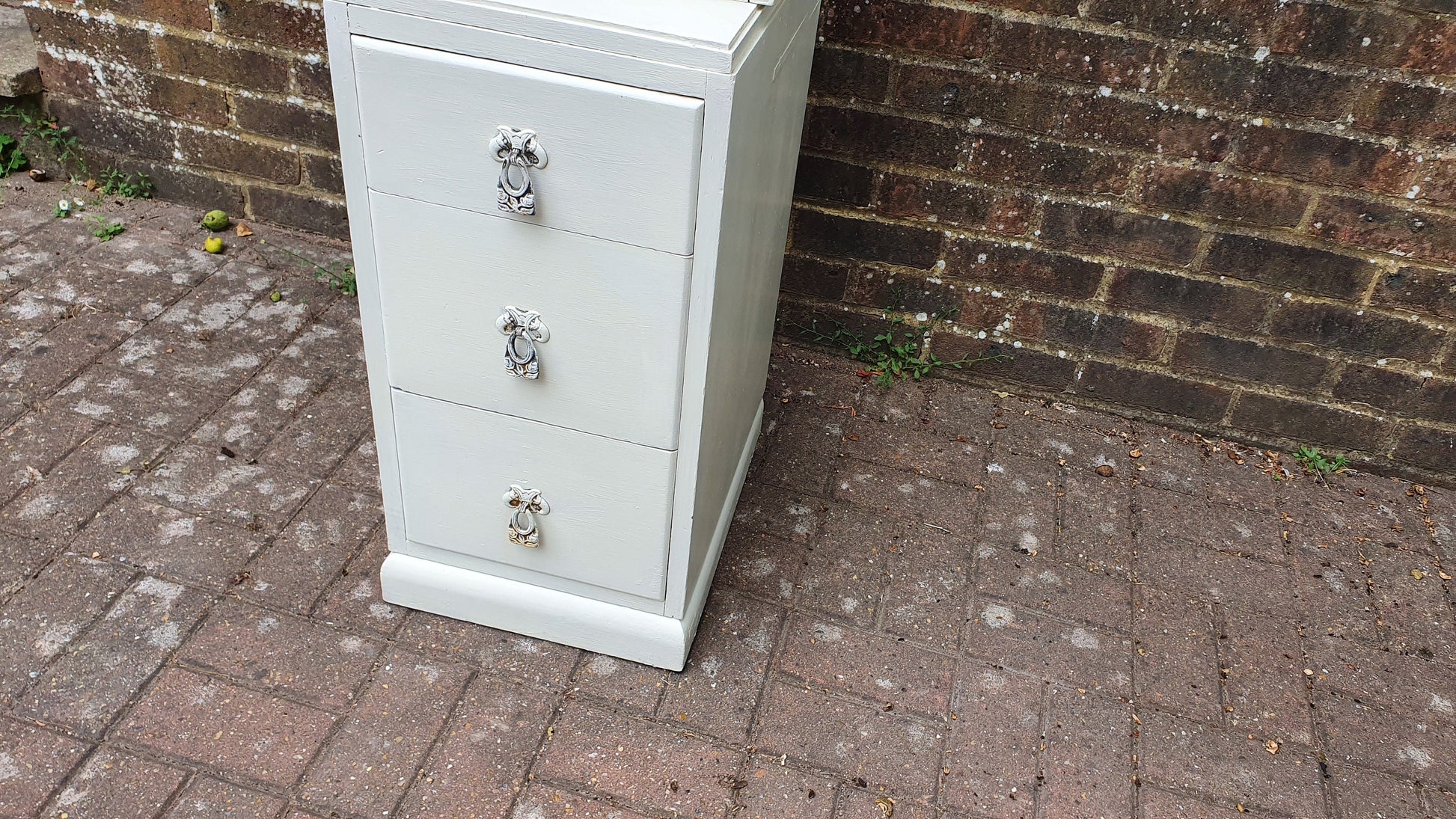 Thin Vintage Painted Shabby Chic Oak Flight or Chest of Drawers Farrow and Ball Storage