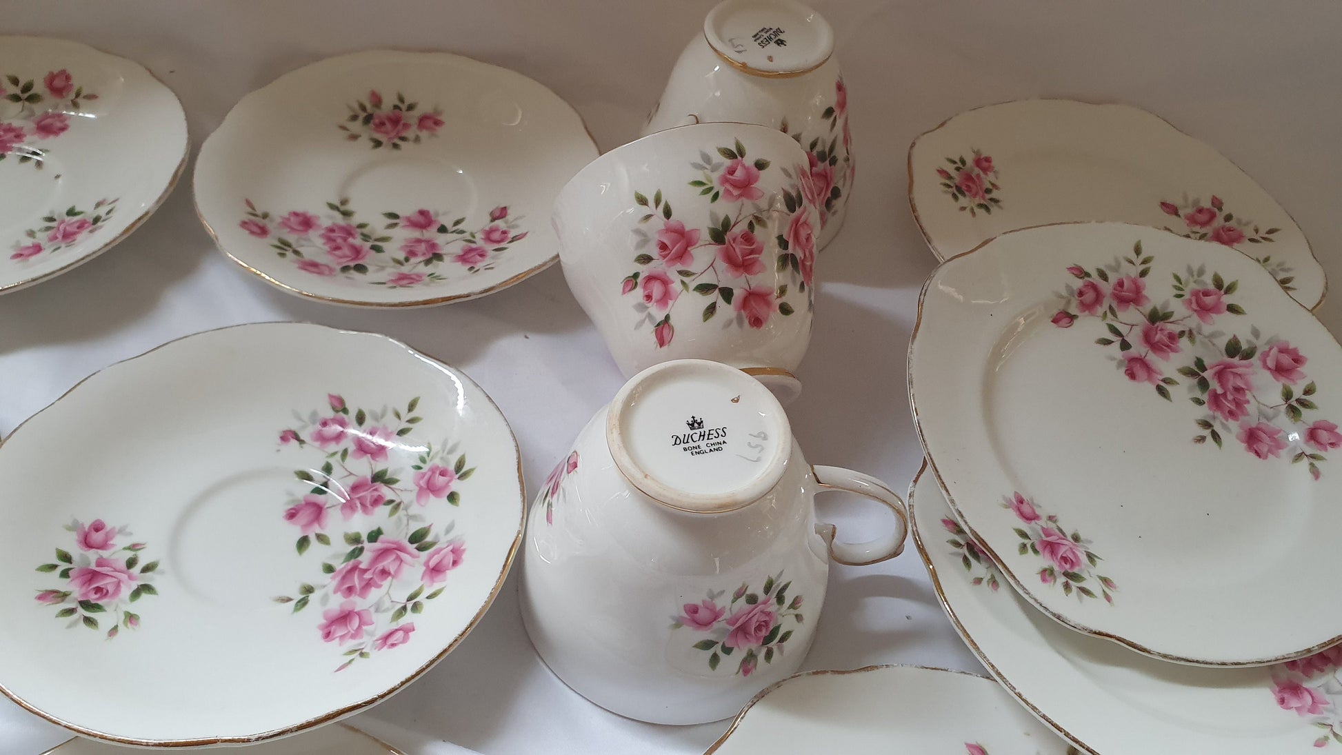 Large Collection of Vintage Tea ware Tea Set Service Wedding China Hire White Gold Chintz Pink Flowers Blue and White