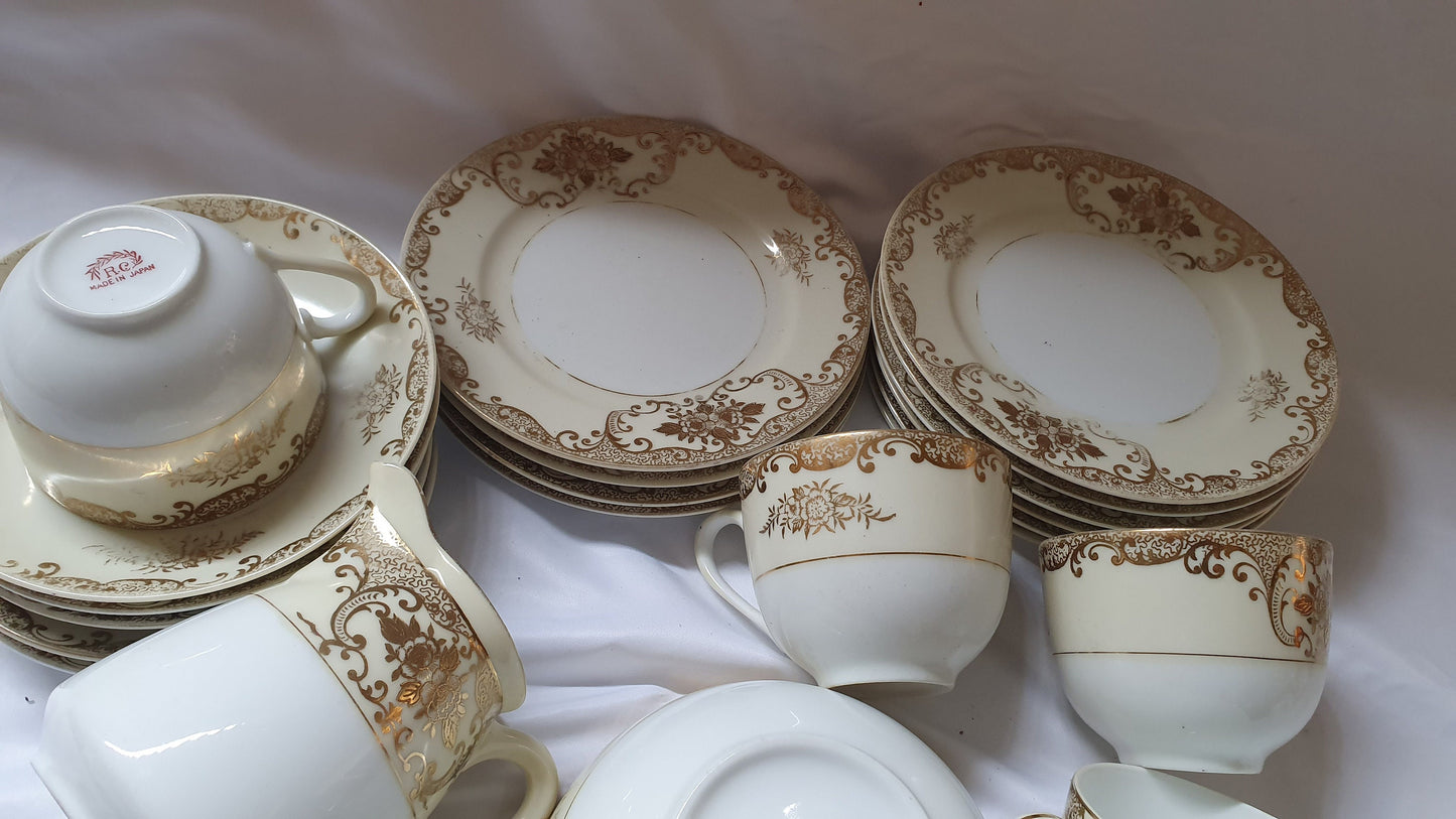 Large Collection of Vintage Tea ware Tea Set Service Wedding China Hire White Gold Chintz Pink Flowers Blue and White