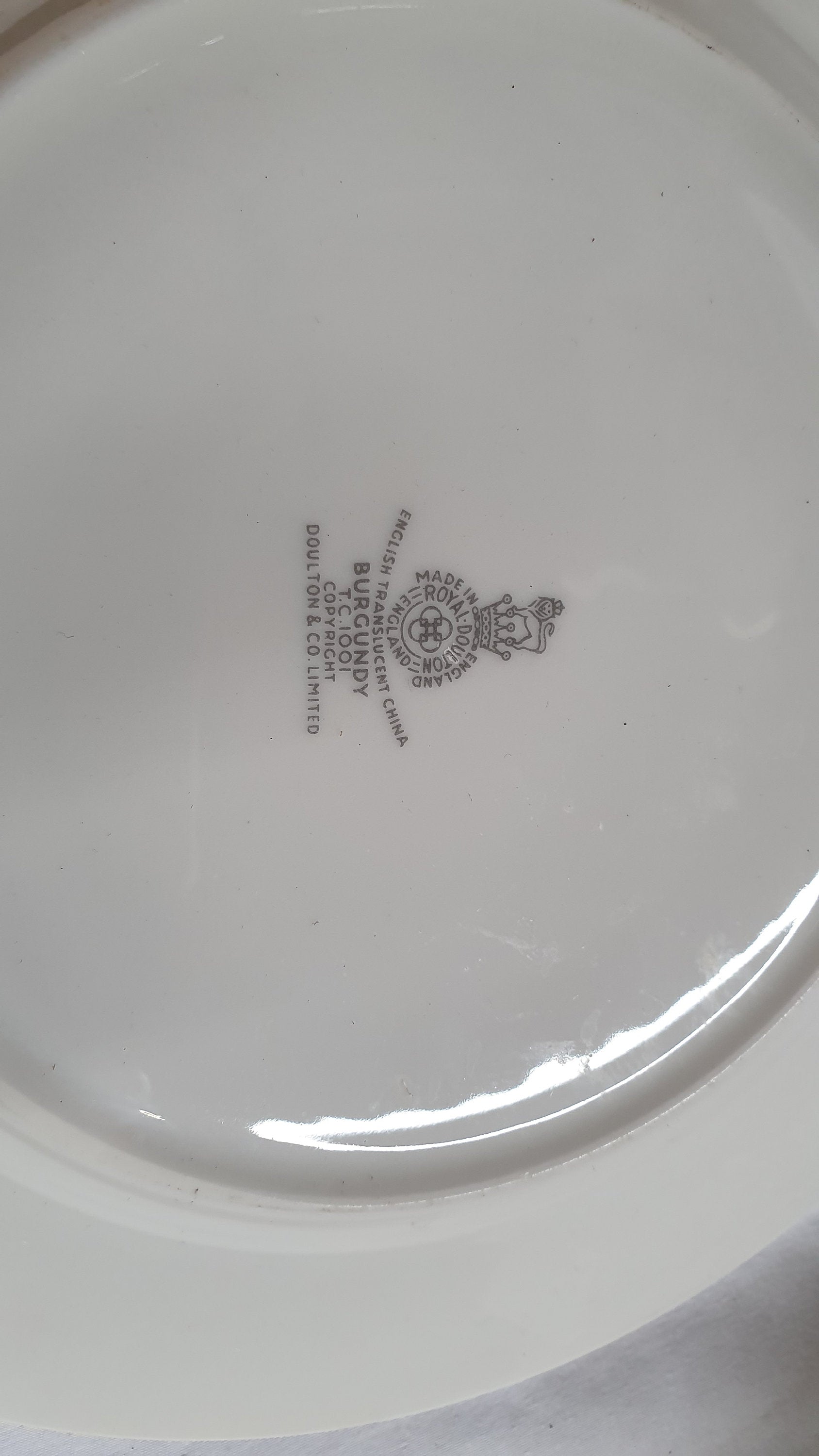 Part Dinner Service Royal Doulton Burgundy Bone China