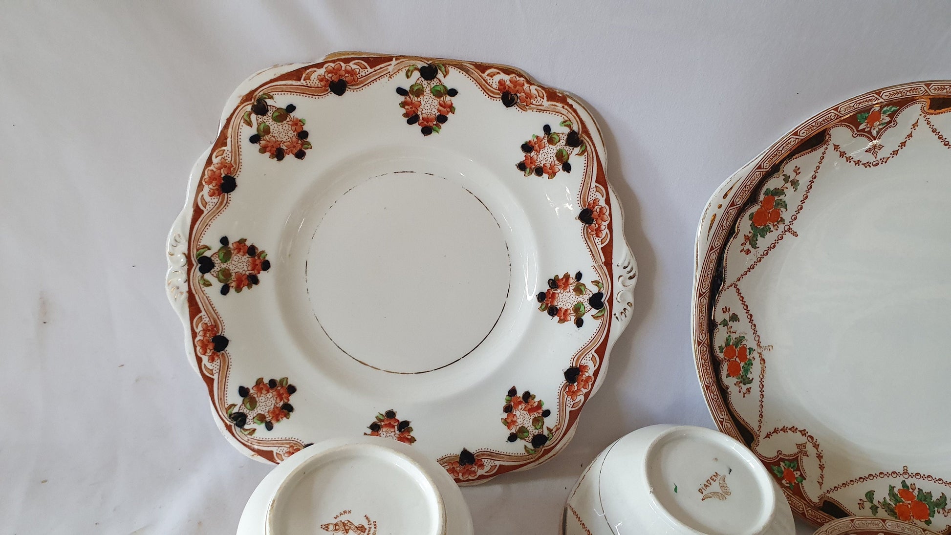 Large Vintage Ceramic Tea Service Diadem and Osborne. Tea Party! 24 Pieces. Early 20th Century. Tea Set