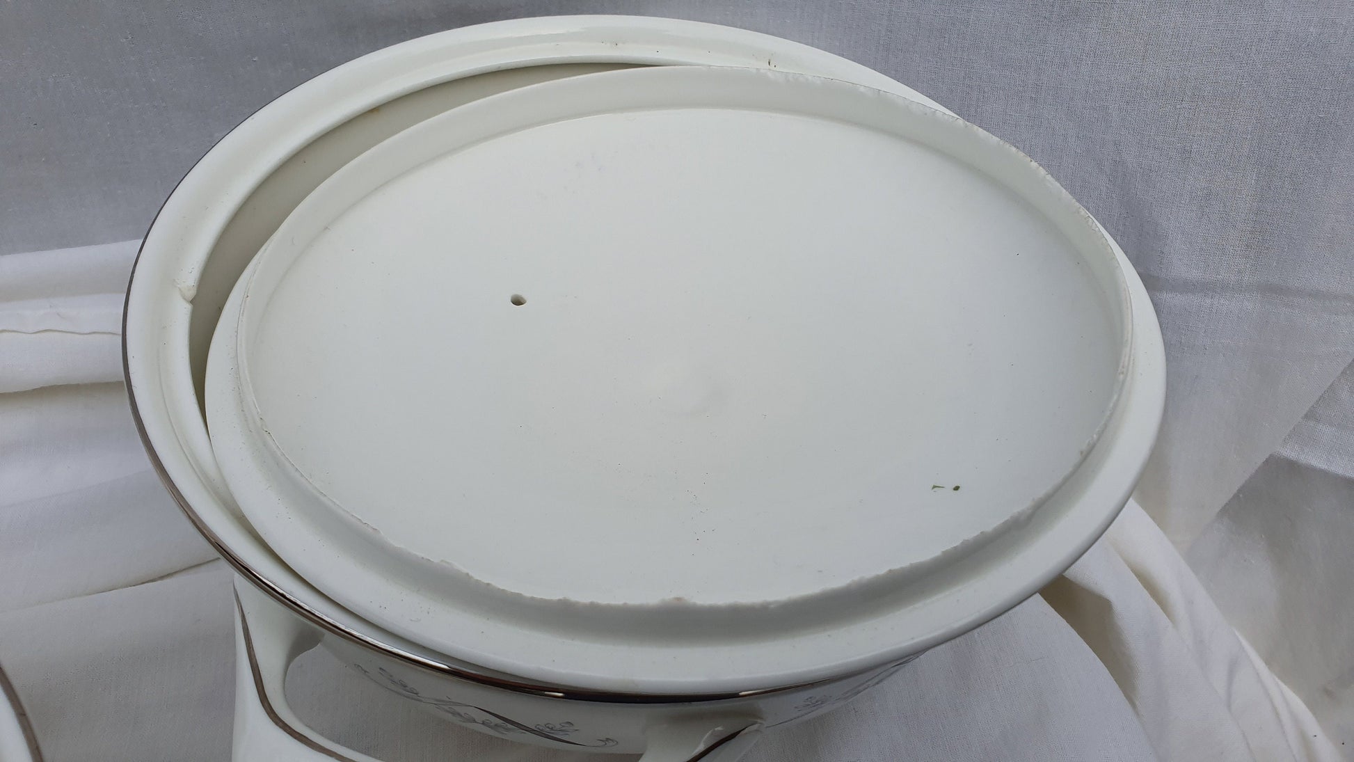 Top Quality Wedgwood Fairmont Bone China Dinner Service
