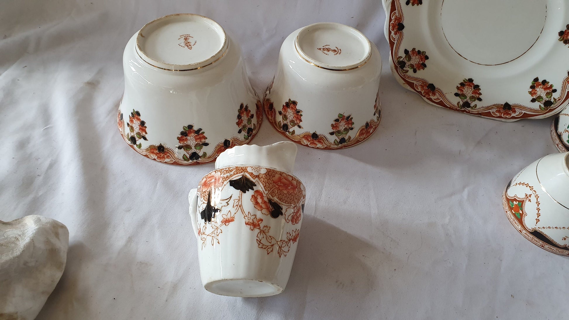 Large Vintage Ceramic Tea Service Diadem and Osborne. Tea Party! 24 Pieces. Early 20th Century. Tea Set