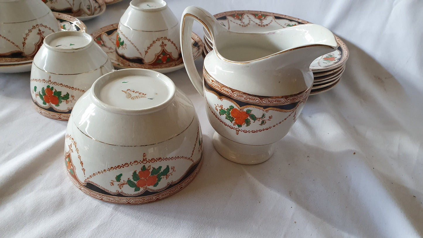 Large Vintage Ceramic Tea Service Diadem and Osborne. Tea Party! 24 Pieces. Early 20th Century. Tea Set