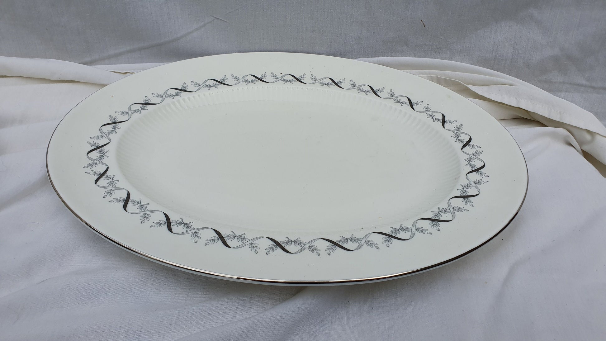 Top Quality Wedgwood Fairmont Bone China Dinner Service