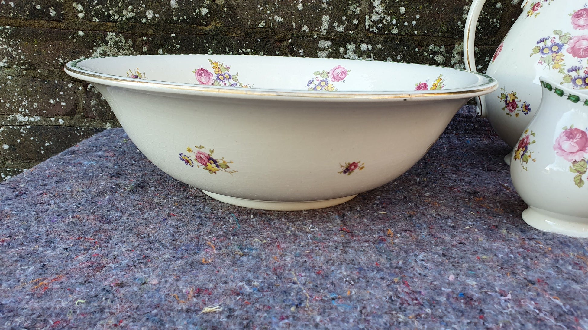 Stunning Vintage ‘Cauldon’ Wash Basin Set Ewer Jug Bowl and Toothbrush Holder.