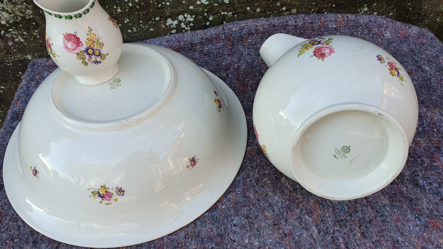 Stunning Vintage ‘Cauldon’ Wash Basin Set Ewer Jug Bowl and Toothbrush Holder.