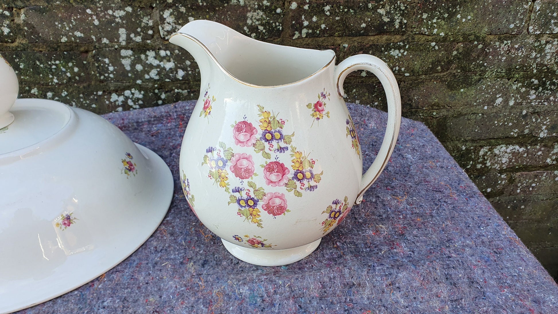 Stunning Vintage ‘Cauldon’ Wash Basin Set Ewer Jug Bowl and Toothbrush Holder.