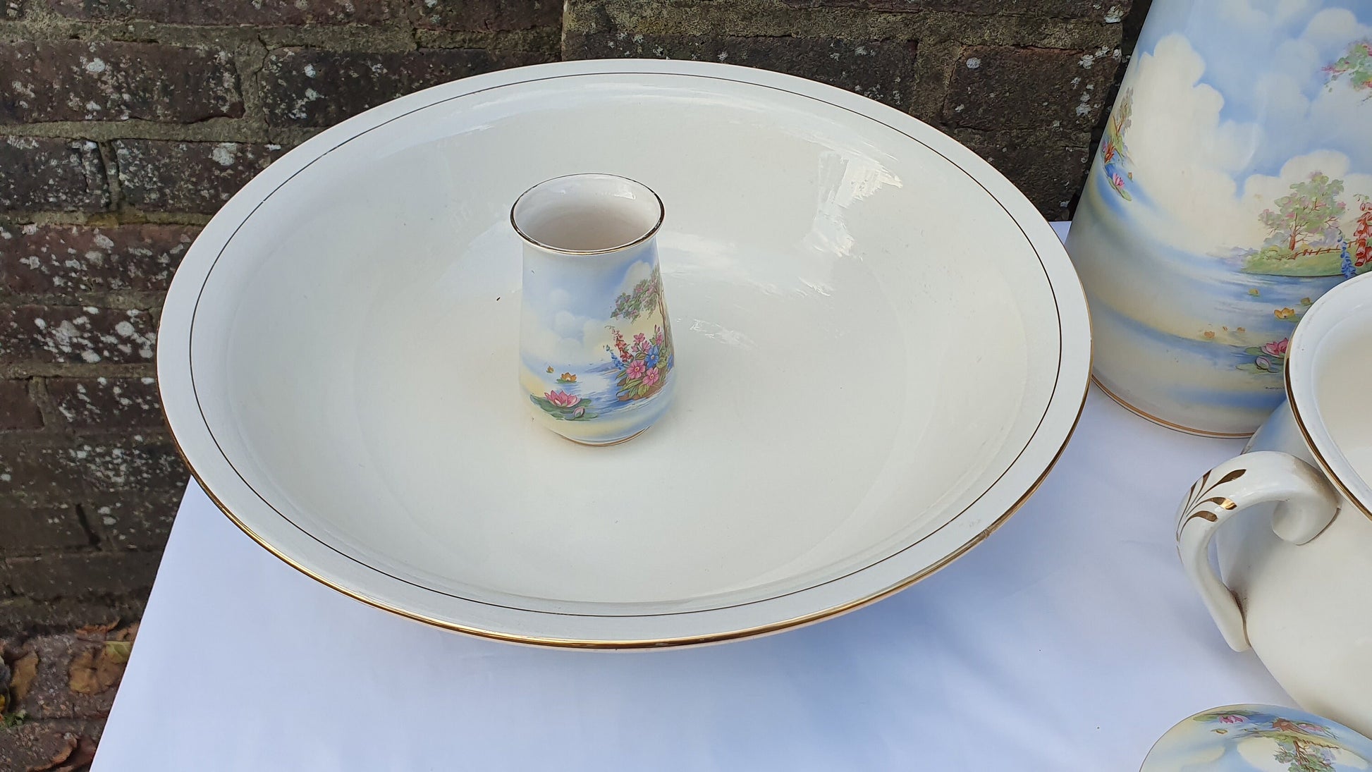 Complete Fantastic Vintage Jug and Bowl Set ‘Falcon Ware’ ’Blossom Time’ With Chamber Pot Toothbrush Holder Soap Dish