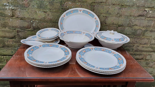 Vintage Part Dinner Service Johnson Brothers ‘Old English’