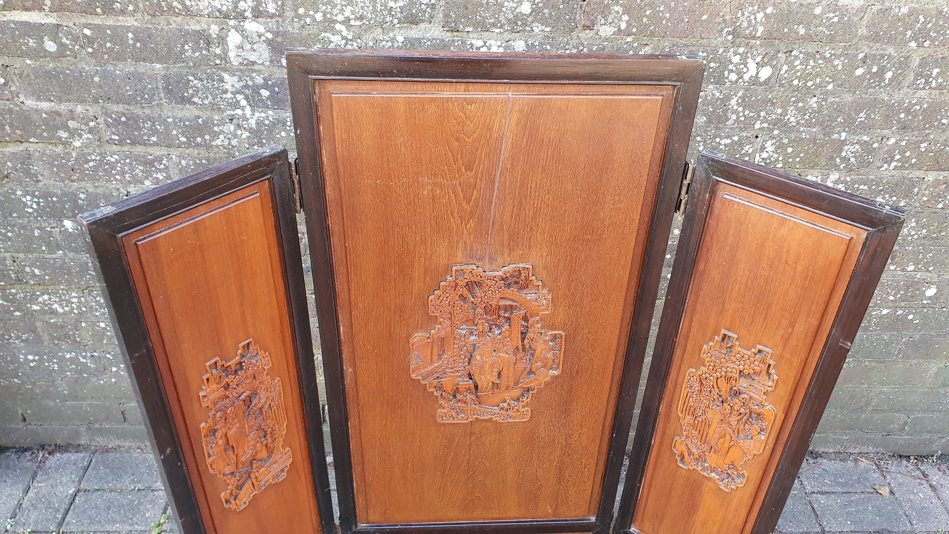 Large Vintage Victorian Hardwood Oriental Carved Fire Screen Fireplace Decorative 107 x 104 cm