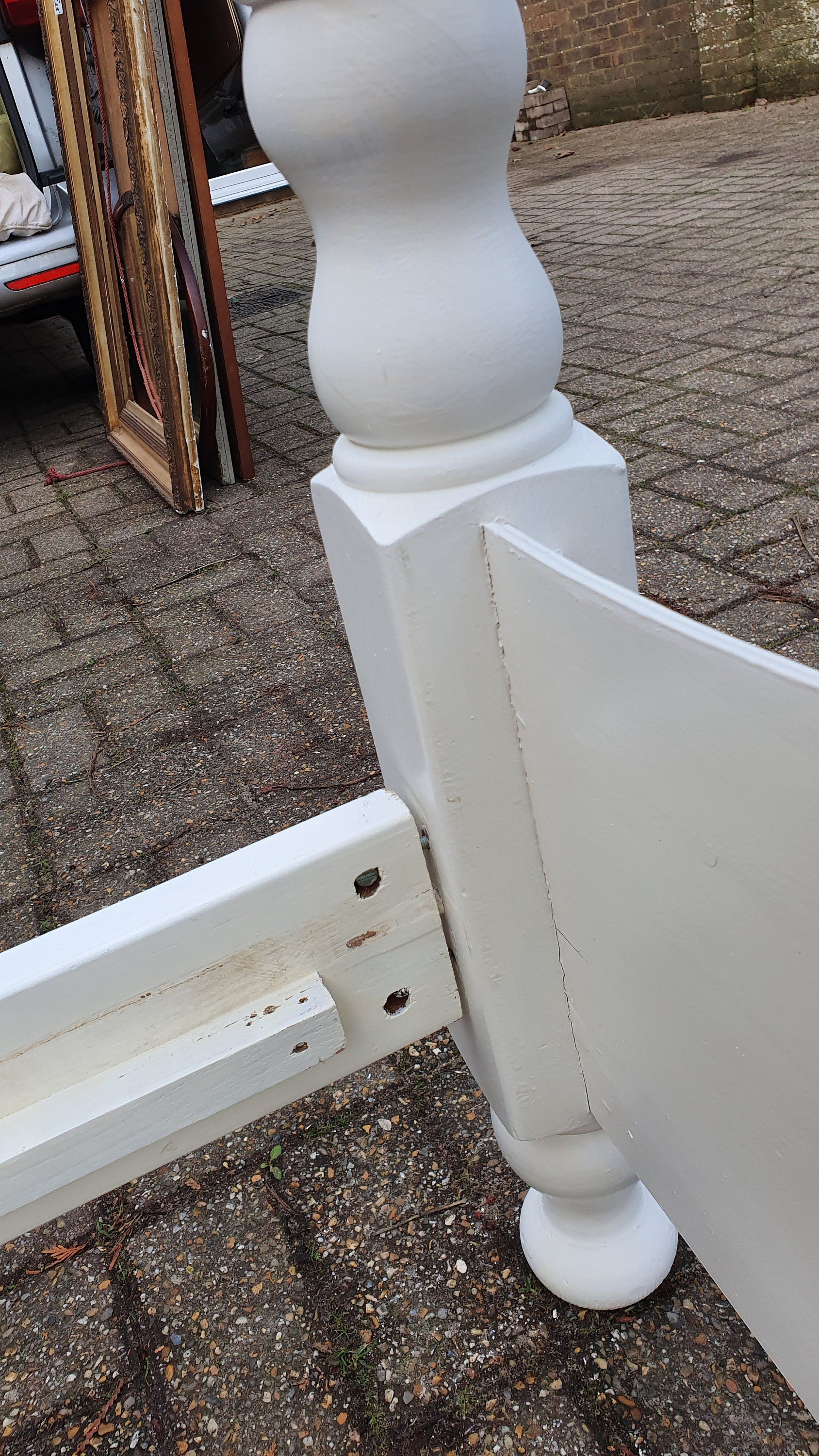 Splendid Hand Painted 4 ft 6 Double Bed Frame in Farrow and Ball. With Slats.