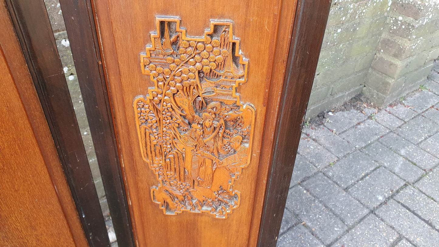 Large Vintage Victorian Hardwood Oriental Carved Fire Screen Fireplace Decorative 107 x 104 cm