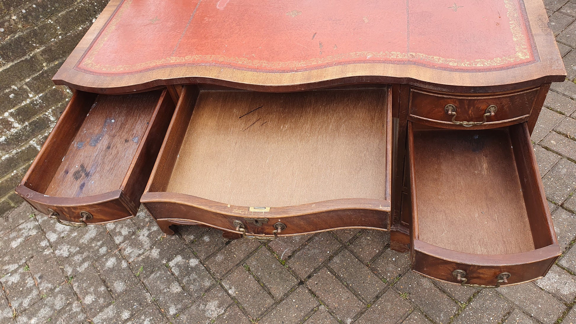 Vintage Serpentine Fronted Kneehole Desk Leather Top Pedestal