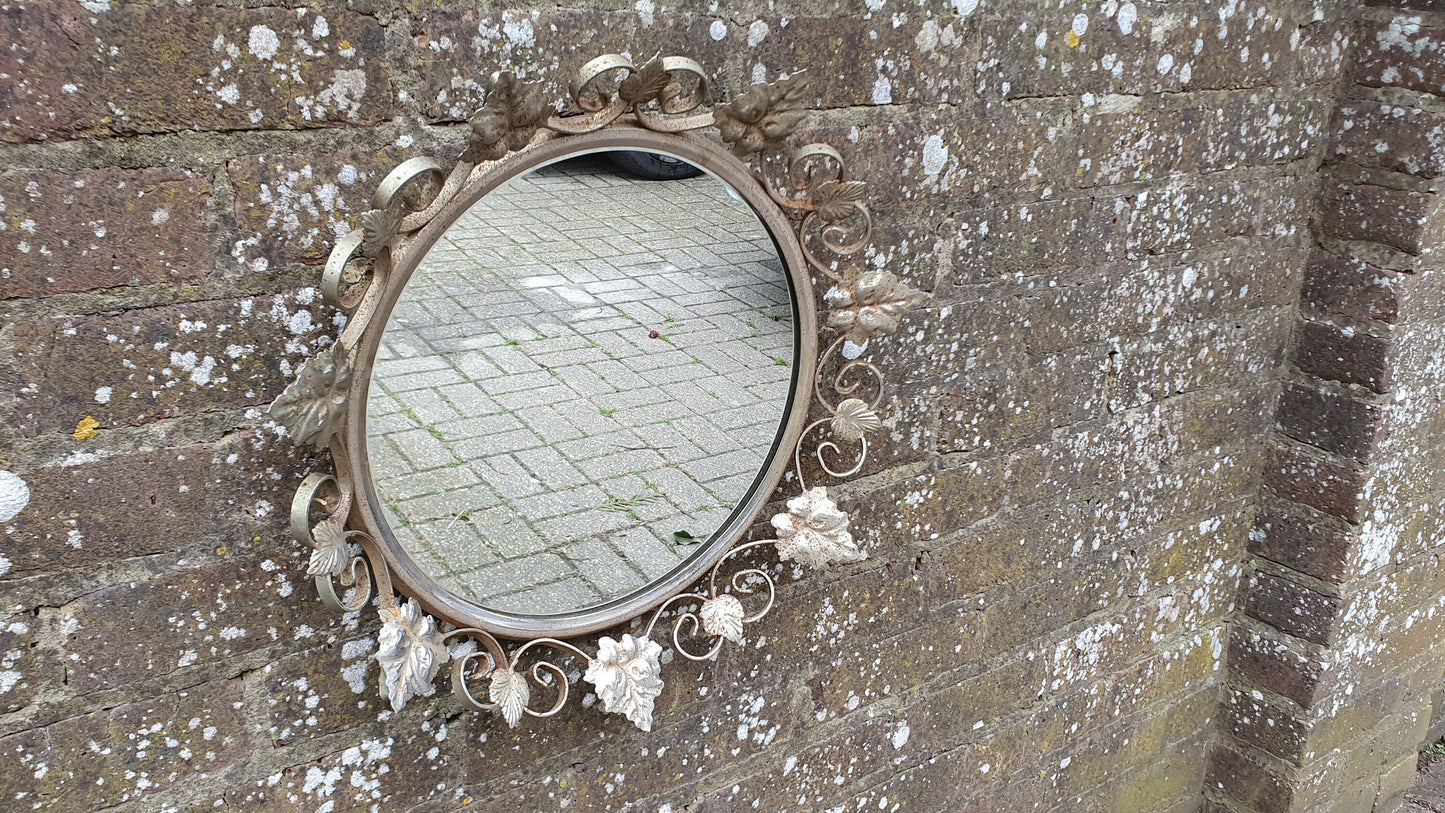 Classic Leaf Metal Vintage Retro1960’s Round Decorative Wall Mirror