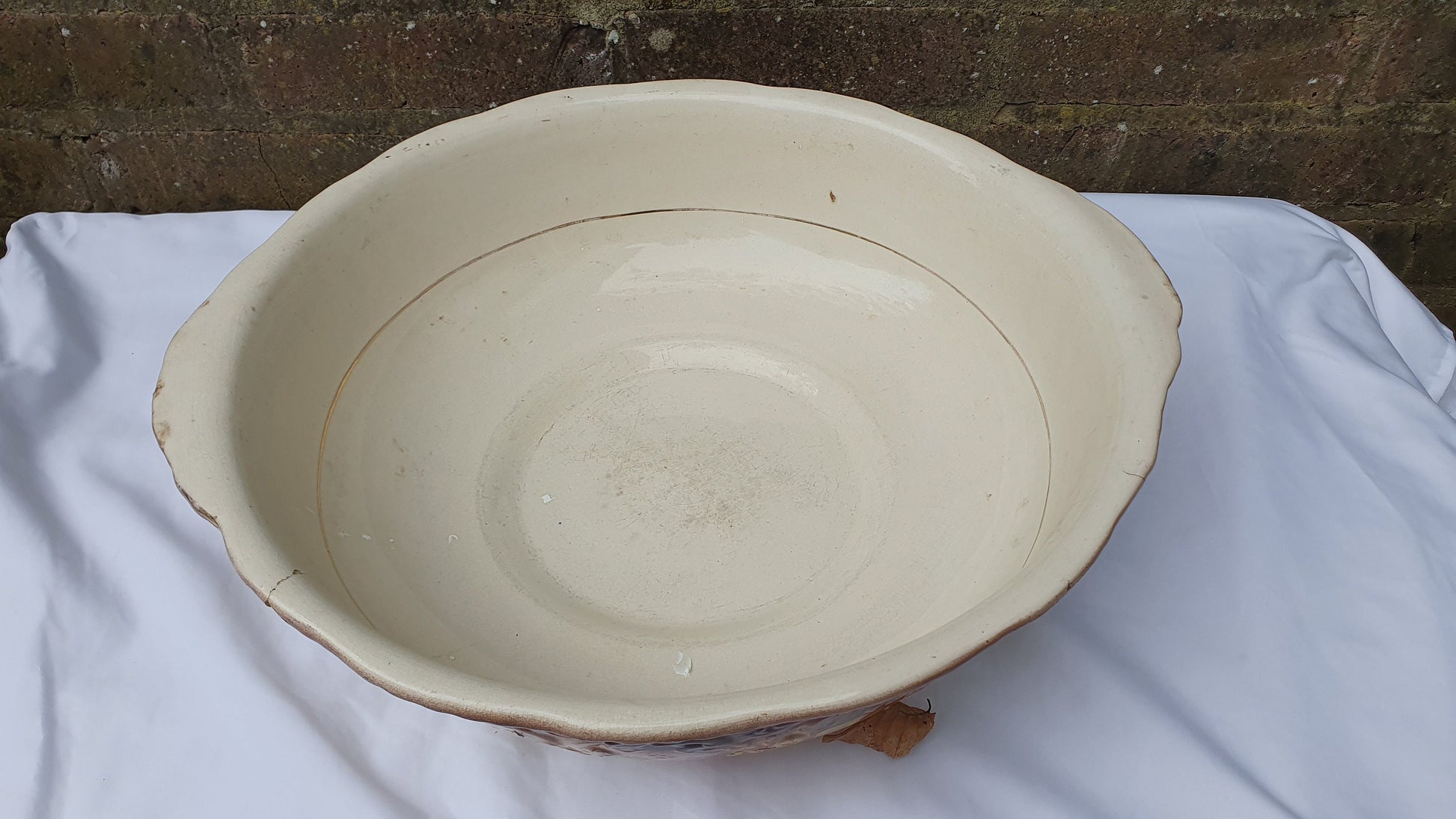 Vintage Floral Large Wash Basin Set Jug Bowl Ewer Pink Flower Vase. Late Victorian.