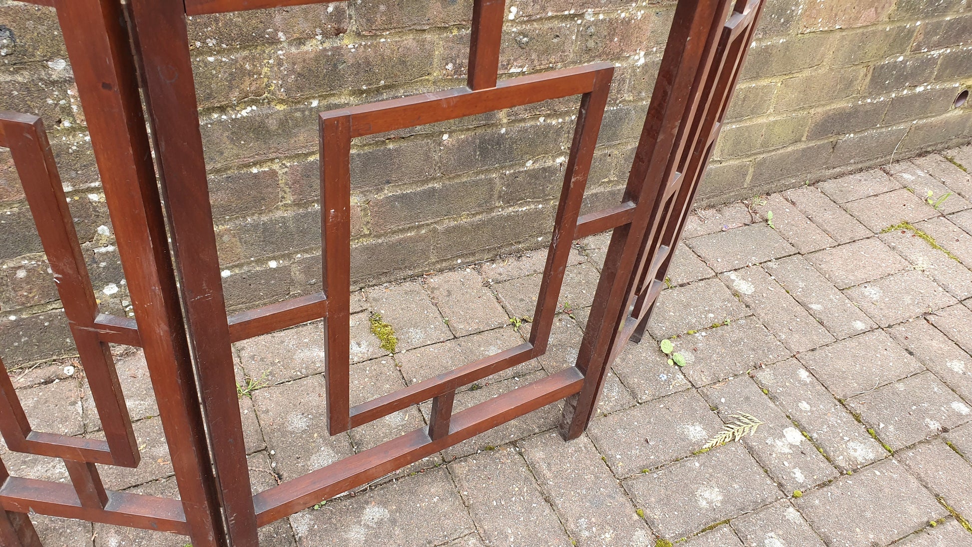 Oriental Style Mahogany Folding Vintage Victorian Fire Screen