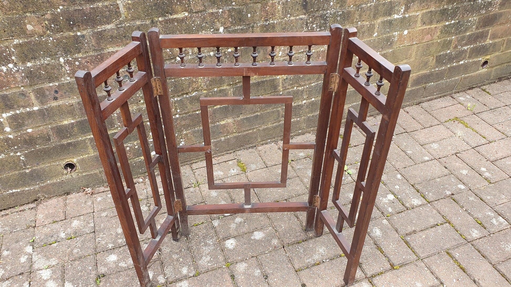 Oriental Style Mahogany Folding Vintage Victorian Fire Screen