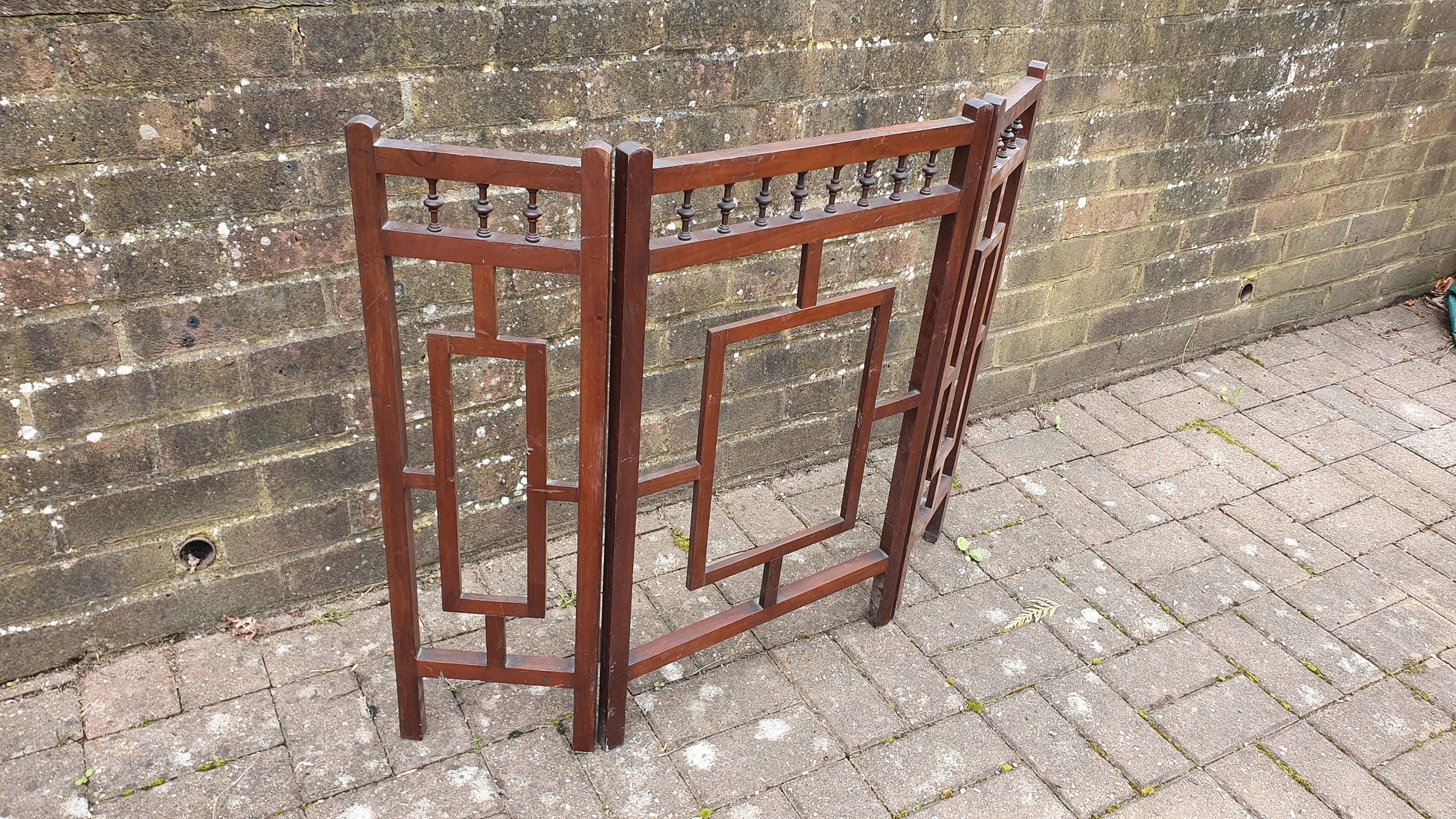 Oriental Style Mahogany Folding Vintage Victorian Fire Screen