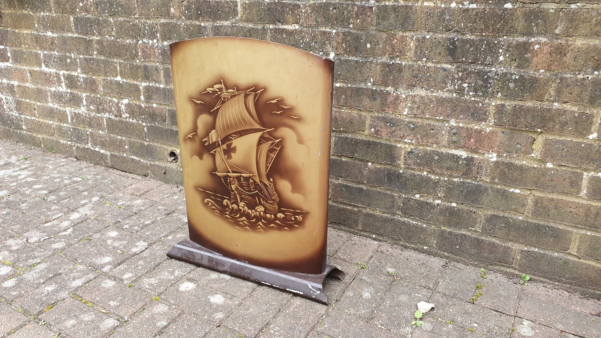 Classic Metal Retro Galleon Fire Screen. Worcester Ware 1930-50.