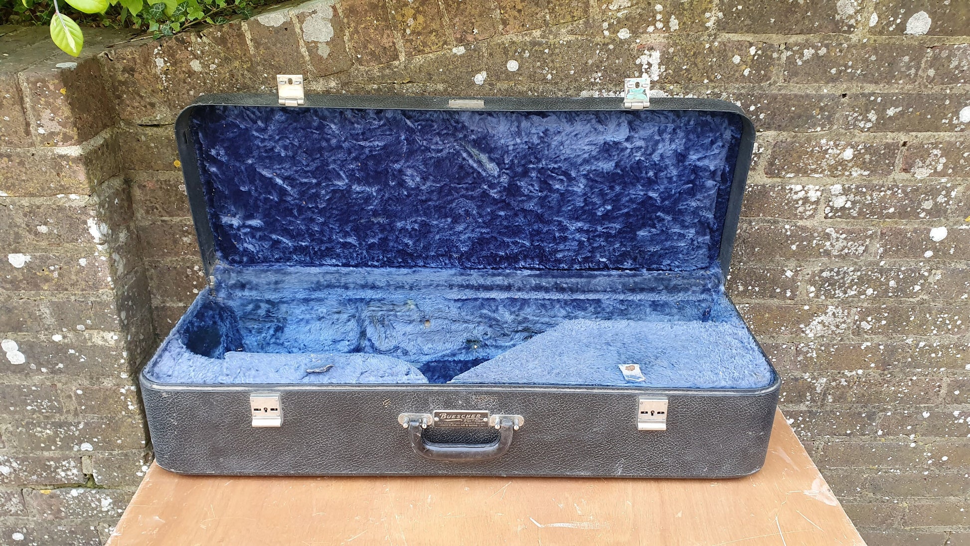 Vintage Fitted Musical Instrument Case Storage Wind Instrument. Stage Film Prop Trumpet