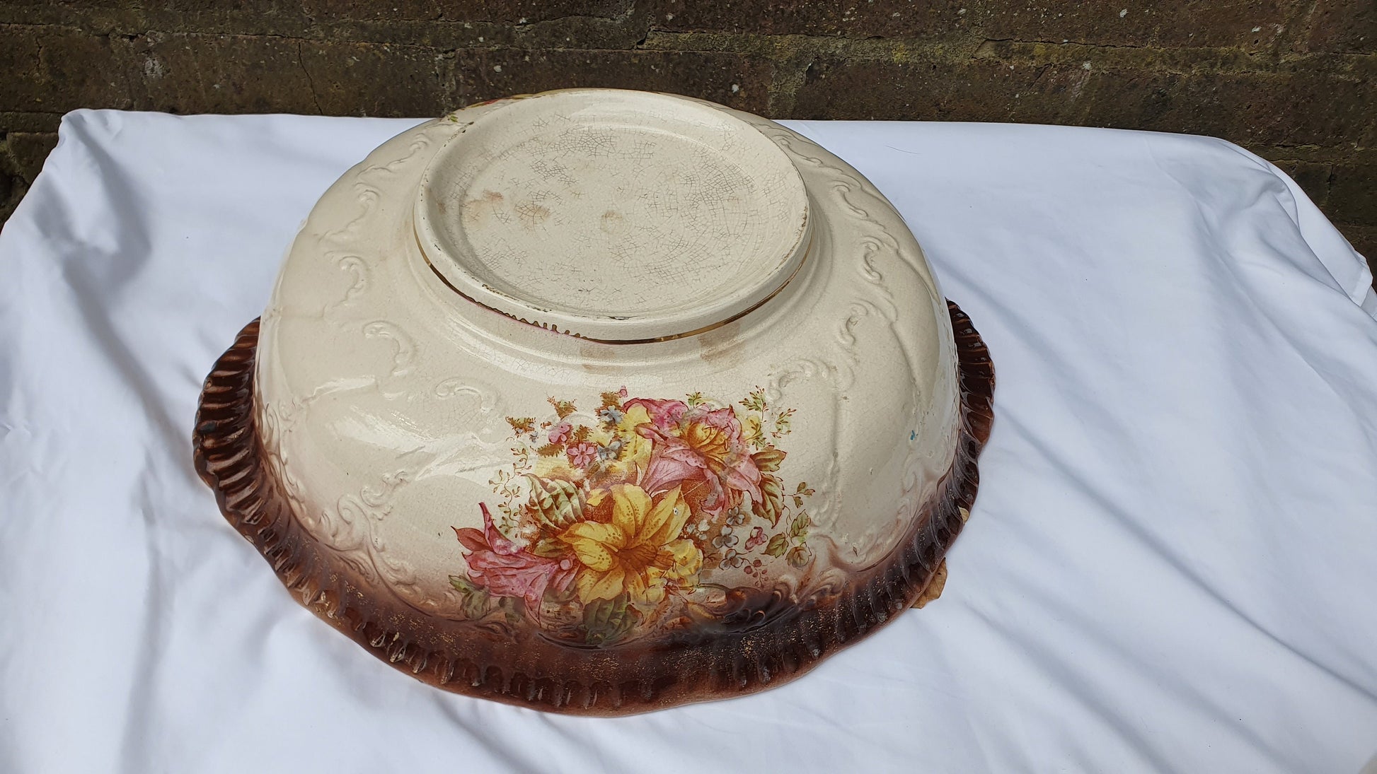 Vintage Floral Large Wash Basin Set Jug Bowl Ewer Pink Flower Vase. Late Victorian.