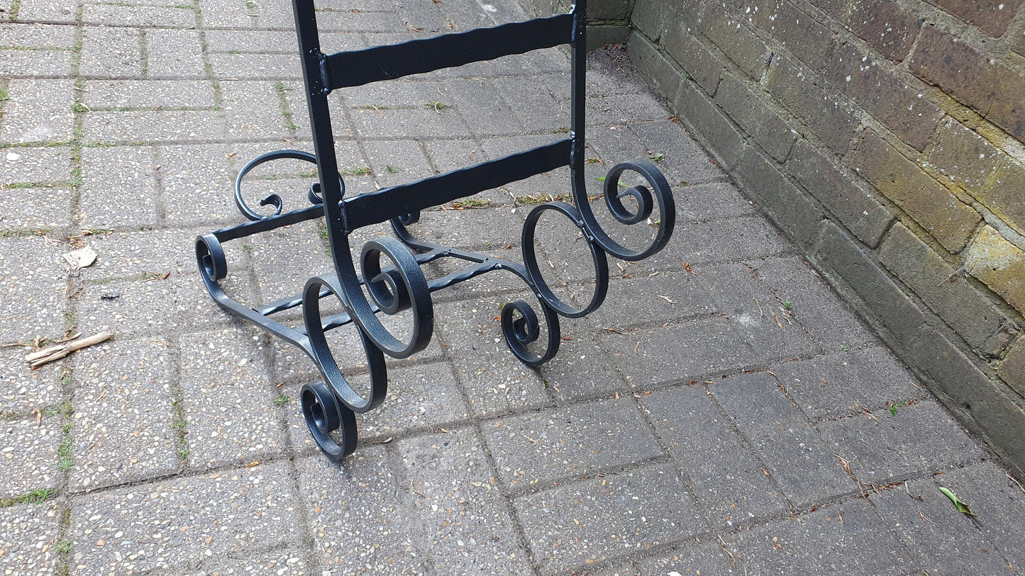 Vintage Welded Metal Heavy Iron Fish Motif Magazine Rack Weinberg Style Black