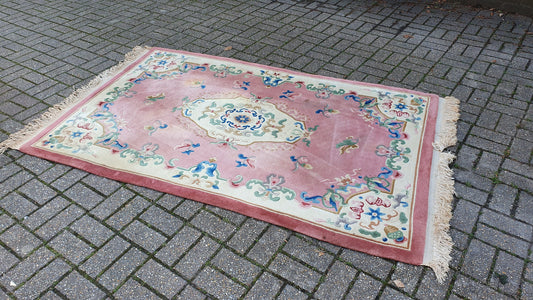 Superb top quality Vintage 70’s or 80’s Pink Decorative Rug Bird Decoration. Abadjian 90 x 52 in Weighs 14kg