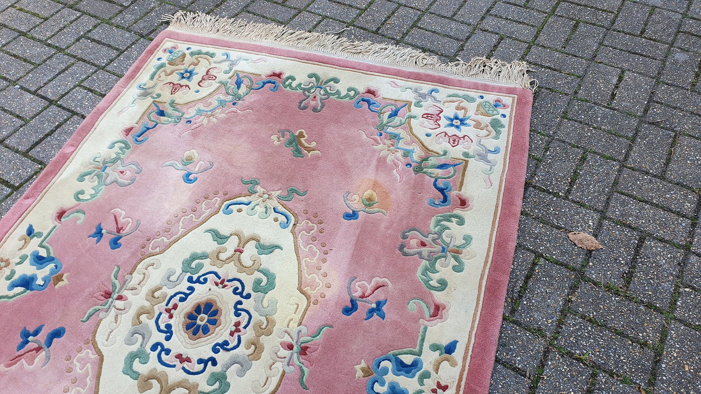Superb top quality Vintage 70’s or 80’s Pink Decorative Rug Bird Decoration. Abadjian 90 x 52 in Weighs 14kg