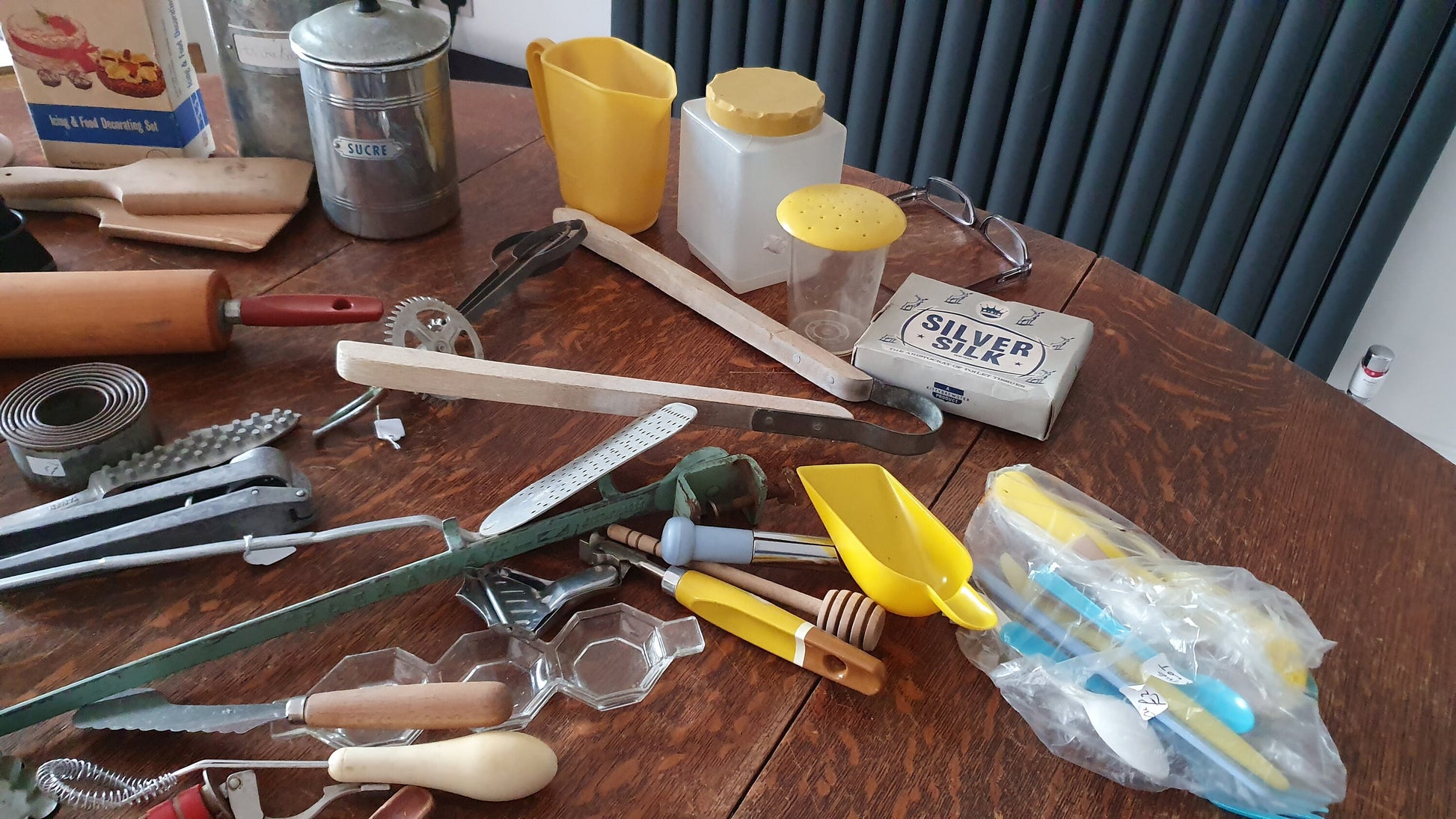 Large Collection of Cookery Kitchenalia. TV Film Drama Prop