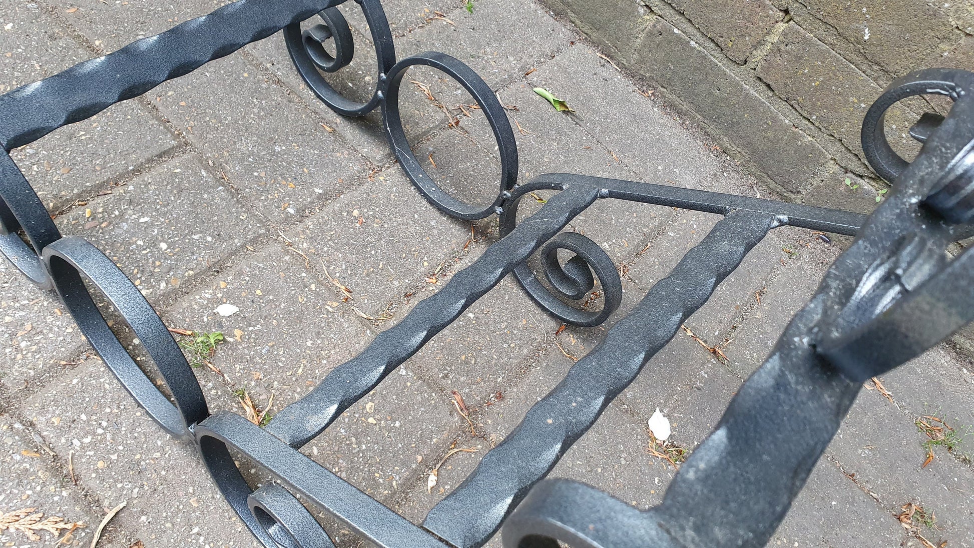 Vintage Welded Metal Heavy Iron Fish Motif Magazine Rack Weinberg Style Black