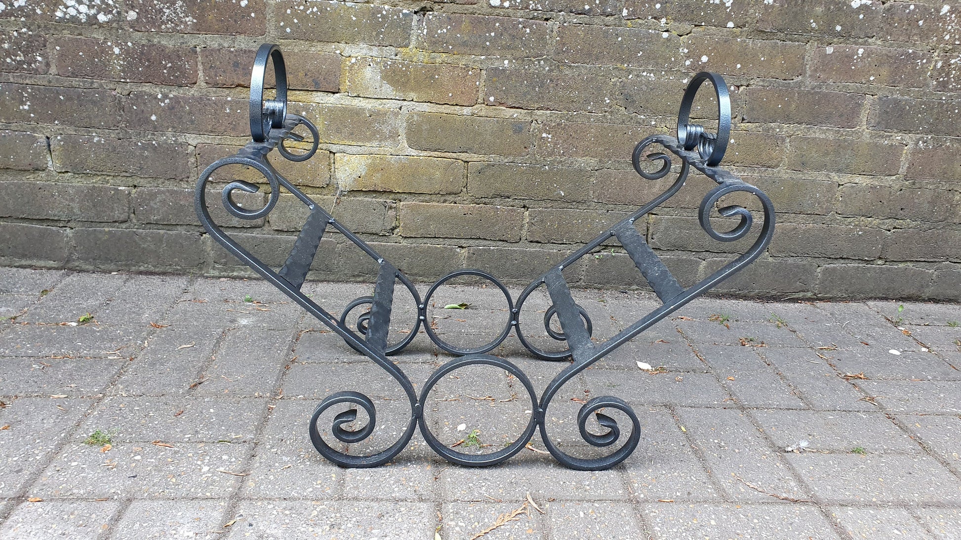 Vintage Welded Metal Heavy Iron Fish Motif Magazine Rack Weinberg Style Black