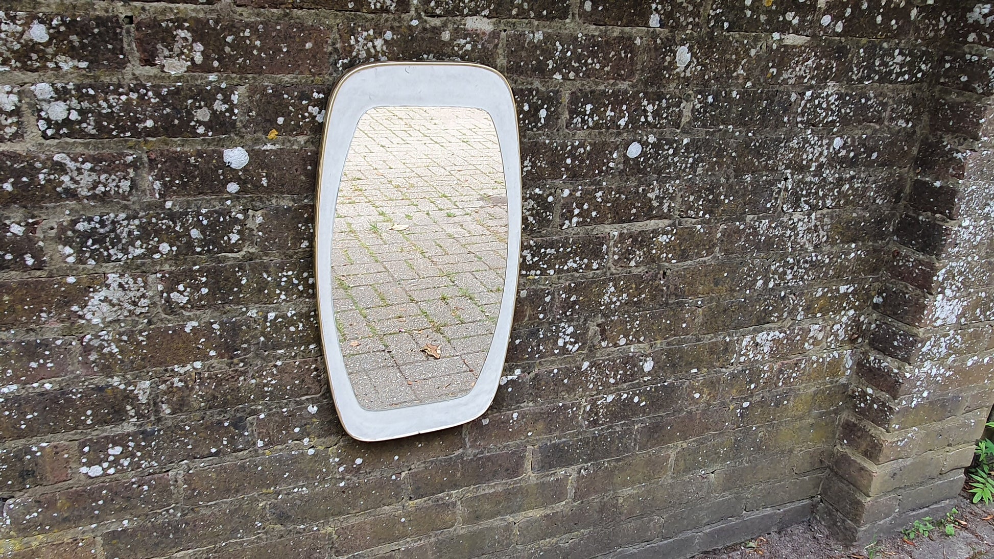 Vintage Retro Shaped Painted White and Gold Side Wall Mirror