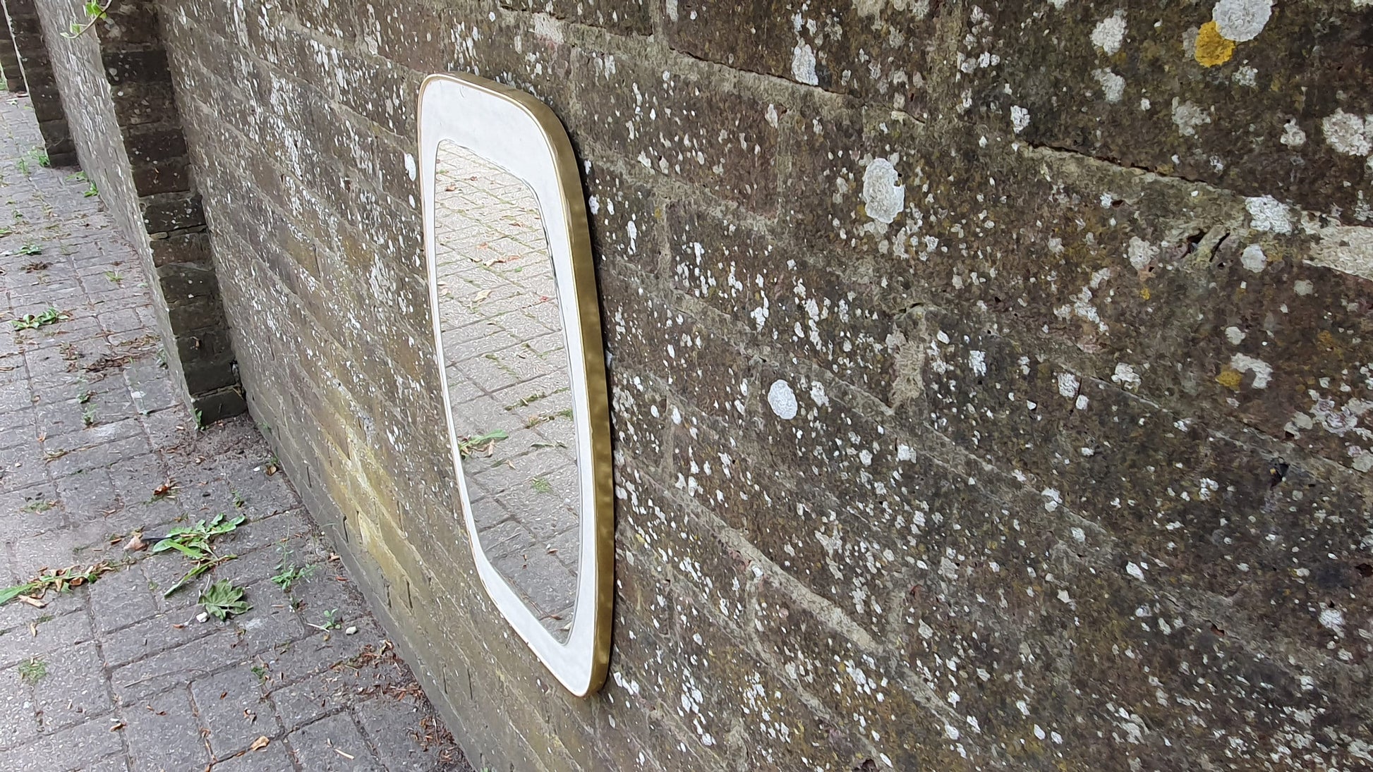 Vintage Retro Shaped Painted White and Gold Side Wall Mirror