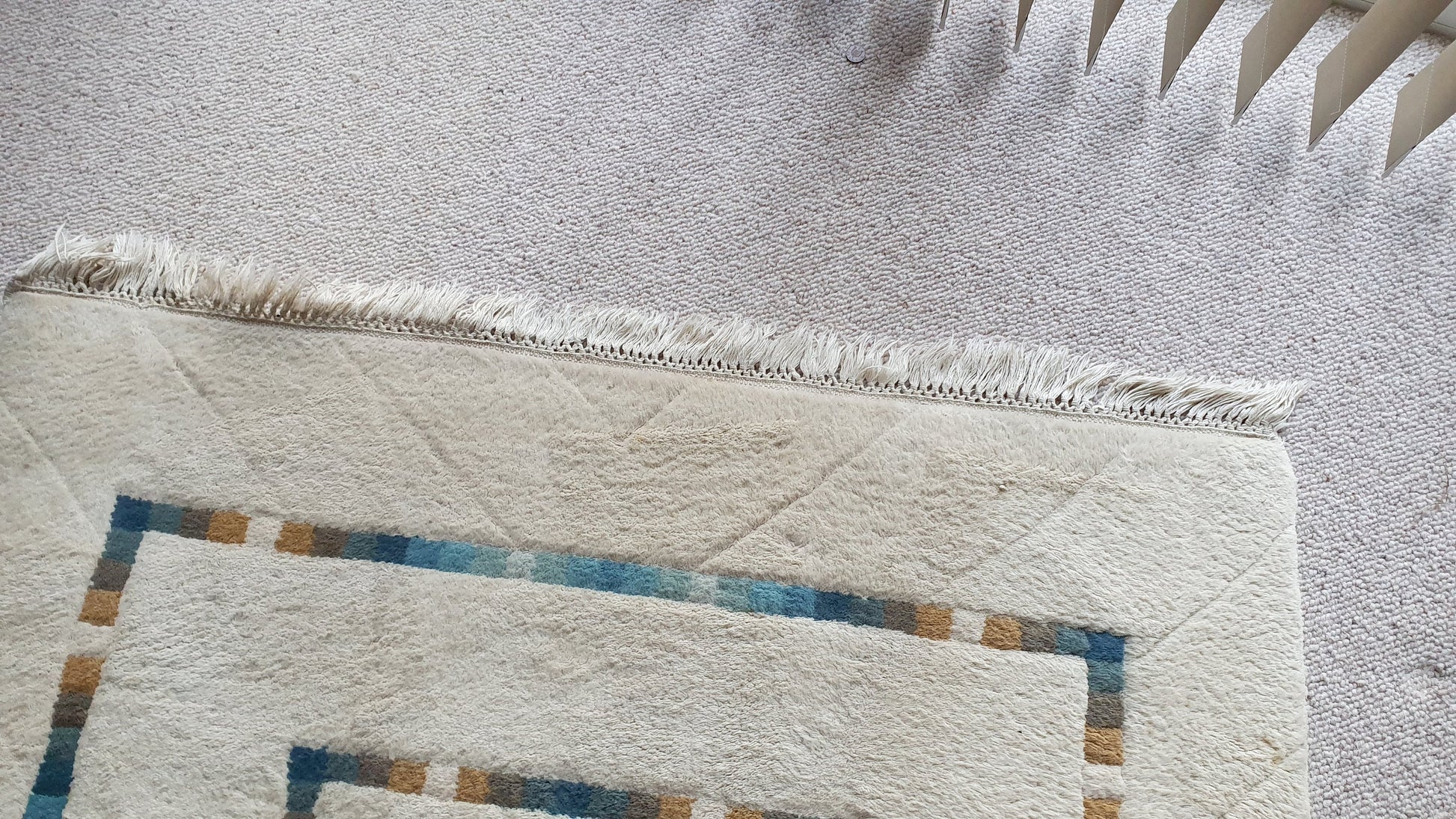 Large Thick Wool Heavy Quality Cream Decorated Rug ‘Imperial Jewel’