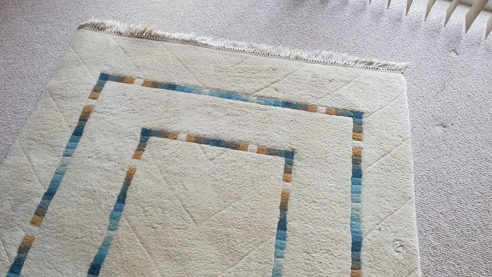 Large Thick Wool Heavy Quality Cream Decorated Rug ‘Imperial Jewel’