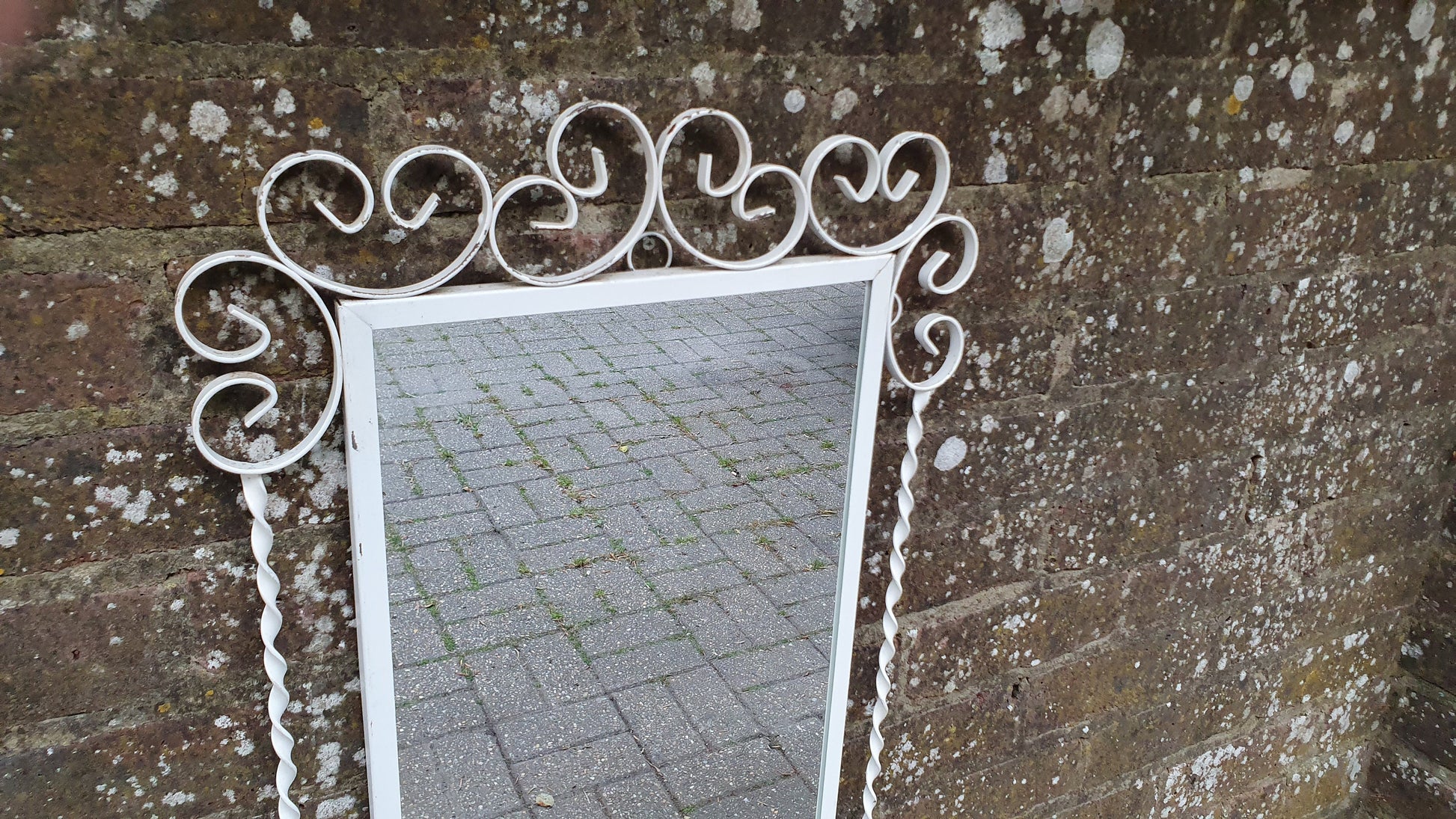 White Painted Swirly 70’s Metal Vintage Retro Metal Wall Mirror