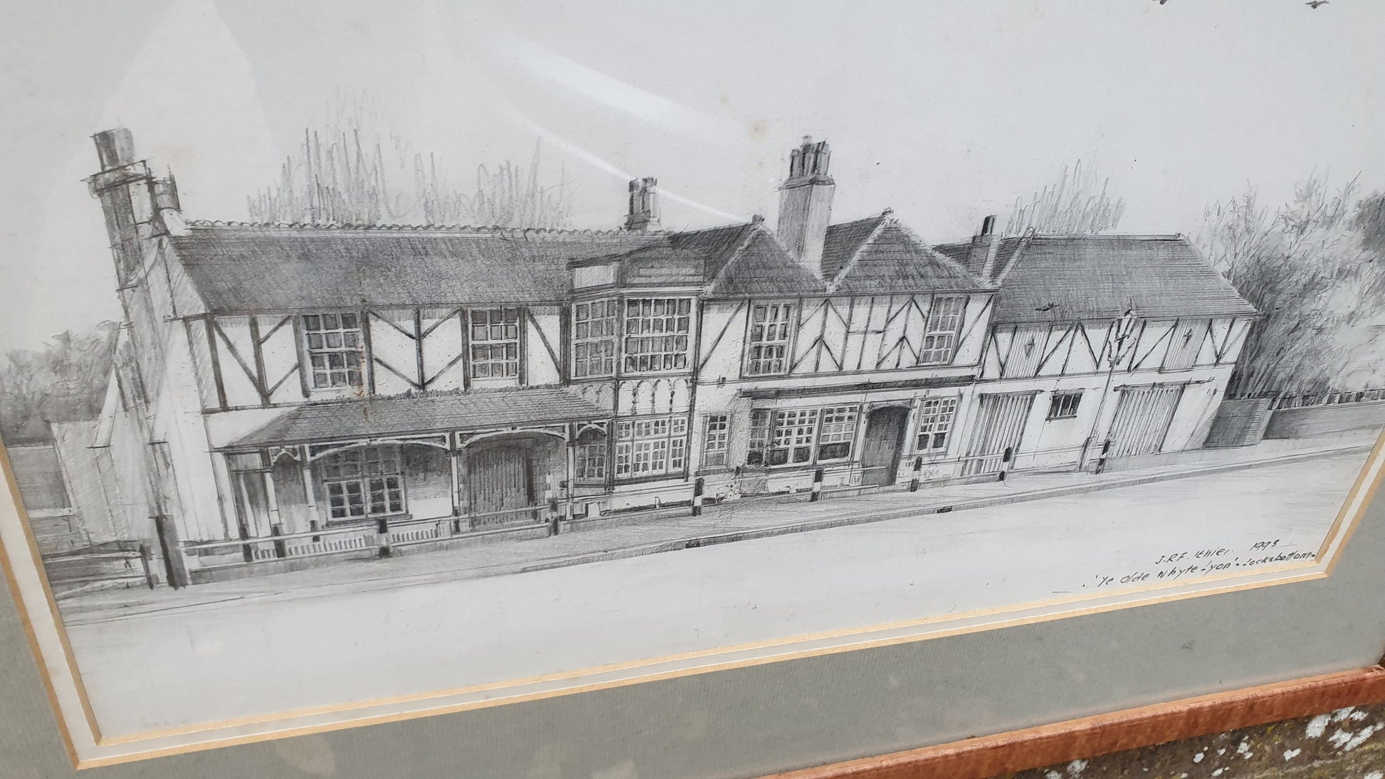 Large Amazing Original Pencil Drawing Sketch Ye Olde Whyte Lyon Locksbottom Orpington Farnborough JRF Ithier English Pub 1993 54 x 43 cm
