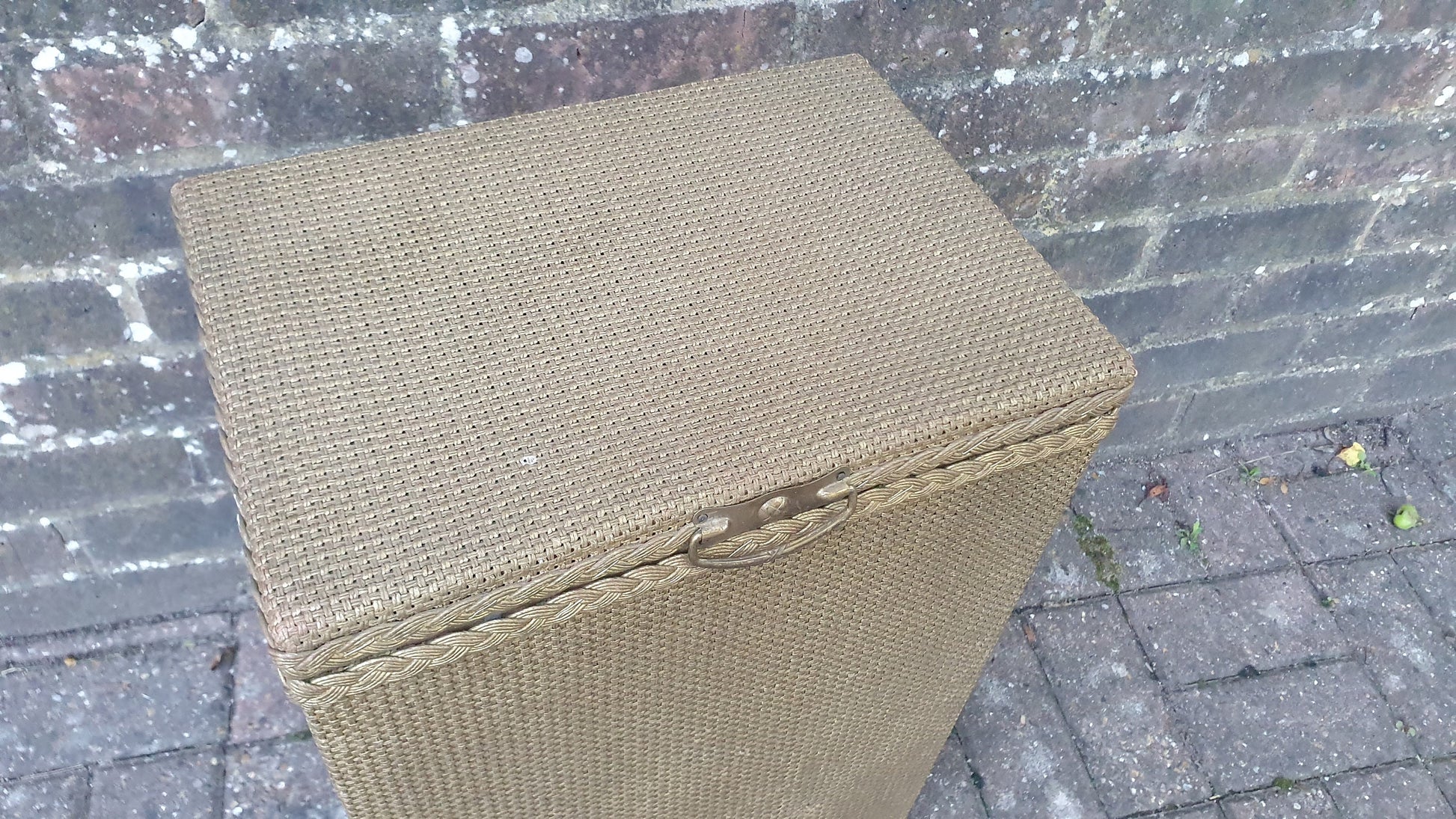 Vintage Retro Lloyd Loom Linen Basket Brass Handle Well Preserved