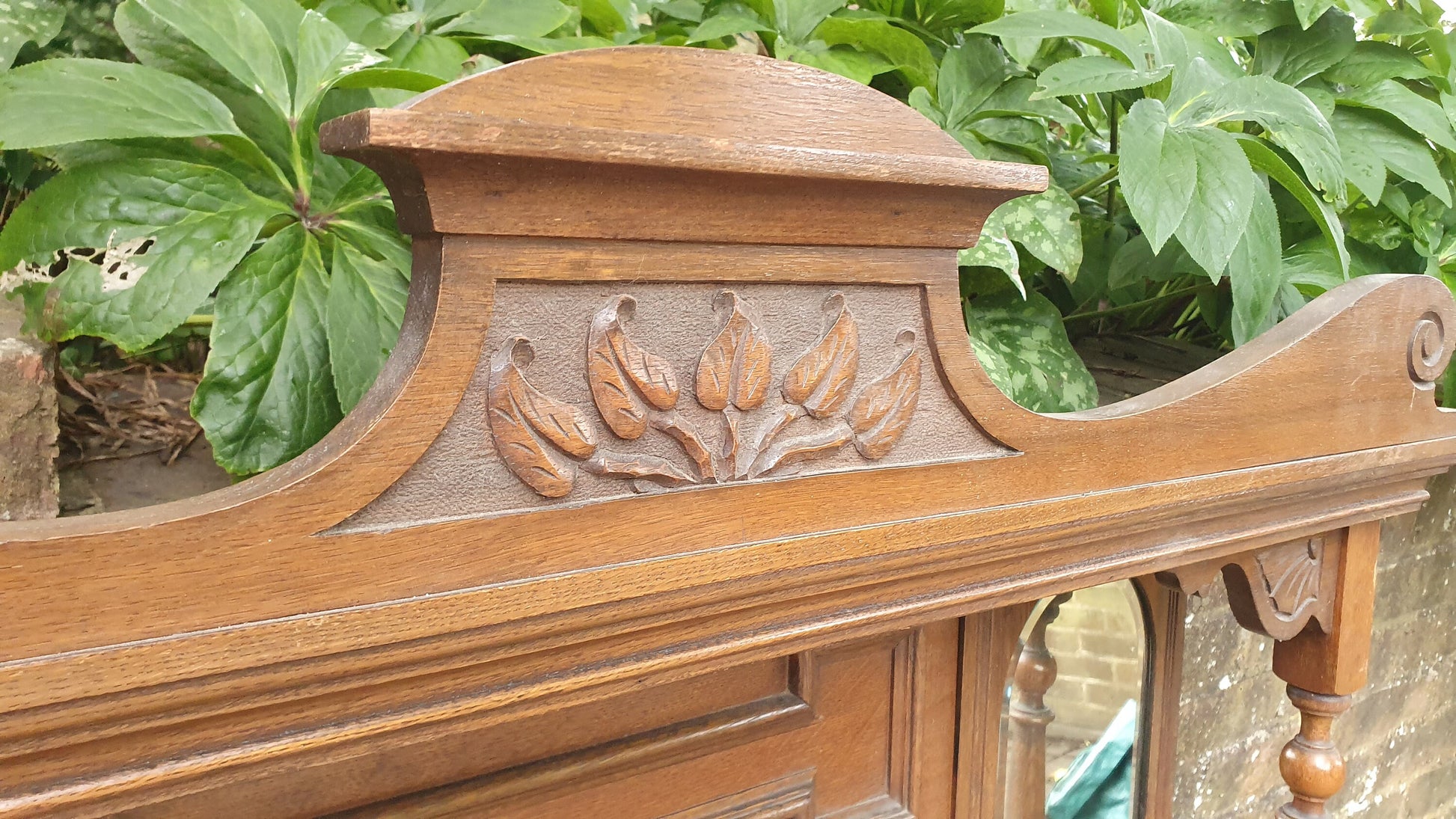 Massive Vintage Oak Over Mantel Elegant Overmantle Mirror Fire Surround.