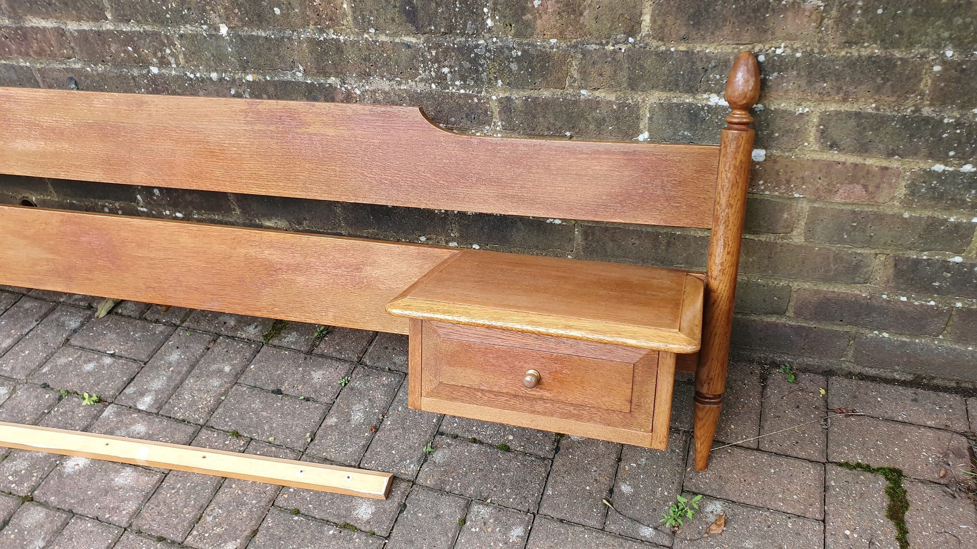 Superb Vintage Retro ‘Stag’ Bed Head and Bedside Tables in One ‘Continental Headboard’ 4ft6 Double Bed.