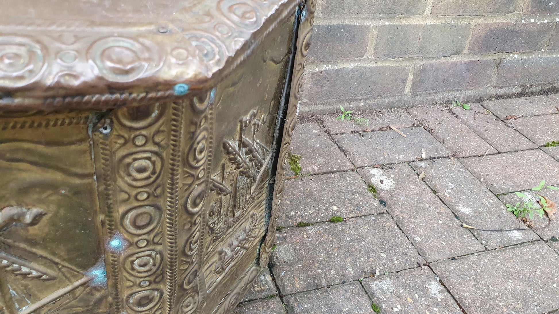 Large Galleon Vintage Brass Log Box Kindling