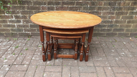 Set Nest of Solid Oak Coffee Tables Occasional Table Stripped Tops ‘Wood Bros Herts’ ‘Old Charm’