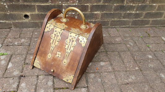 Vintage Decorative Brass and Wood Coal Kindling Coal Box Fireplace Storage.