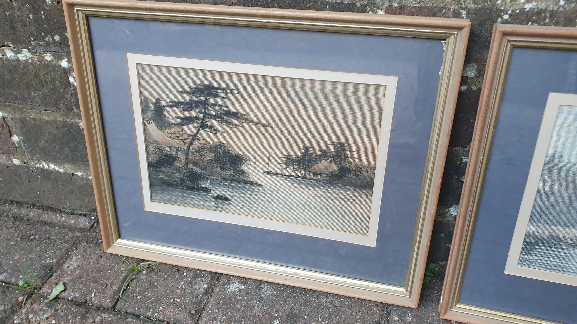 Set of 3 wonderful, subtle Japanese (Mount Fuji) original paintings on linen/material