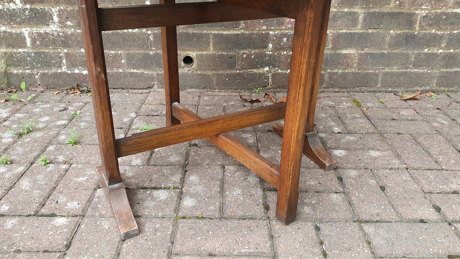 Vintage Fold up Folding Oak Coffee Table Fire Screen
