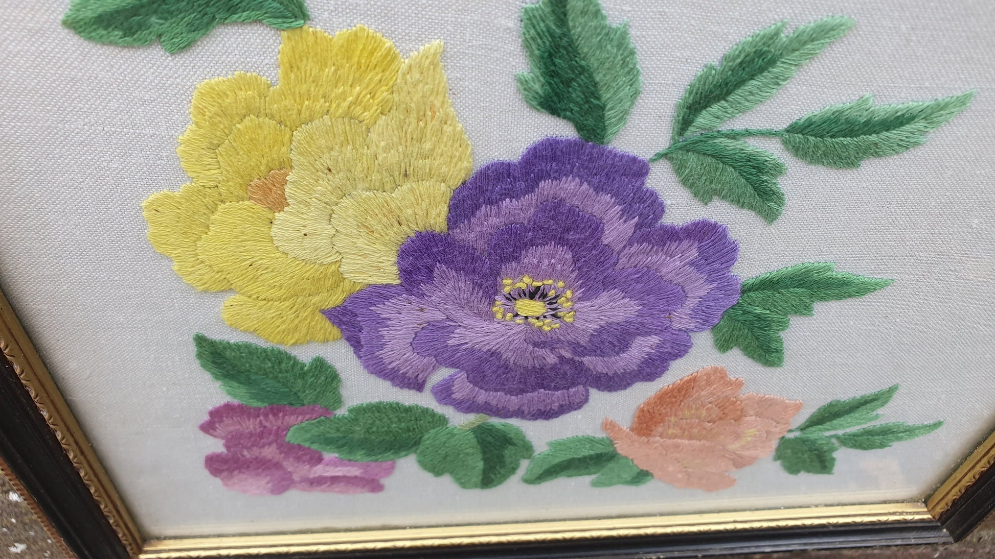 Gorgeous Vintage Oriental Embroidery Picture Flower Floral Butterfly Decoration Glazed Black and Gold Frame.
