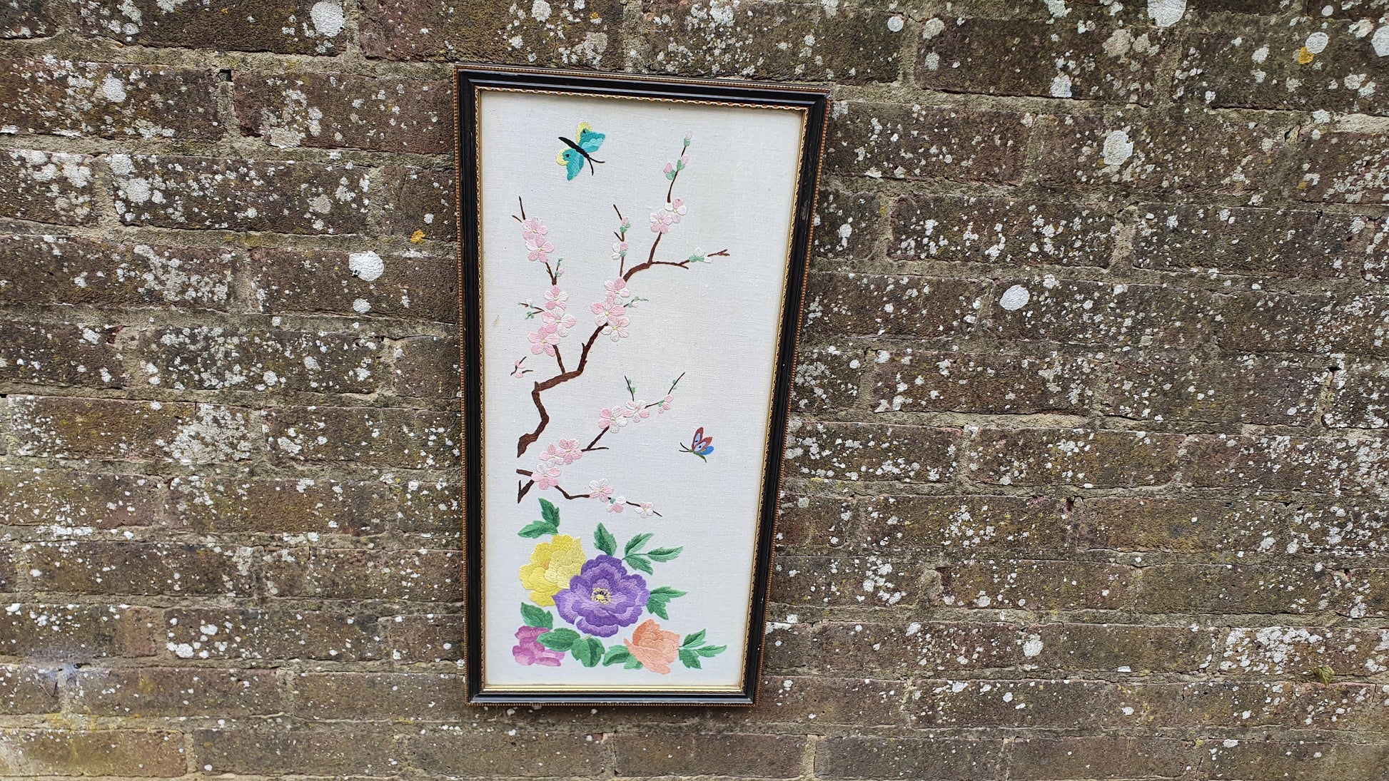 Gorgeous Vintage Oriental Embroidery Picture Flower Floral Butterfly Decoration Glazed Black and Gold Frame.