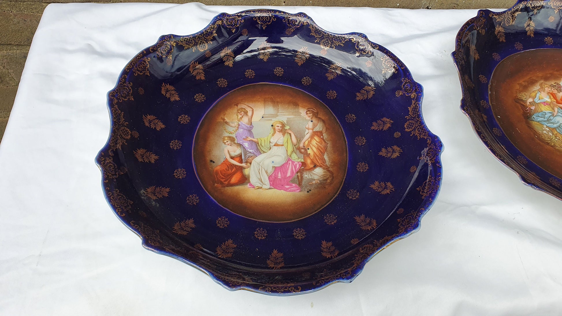 2 Pair Stunning Vintage Huge Cobalt Blue and Gold Picture Romantic Wall Plates Serving Bowls Early-20th Century
